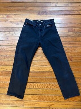 Women’s Black Wedgie Straight Button Down Levi’s Premium Jeans Denim 27